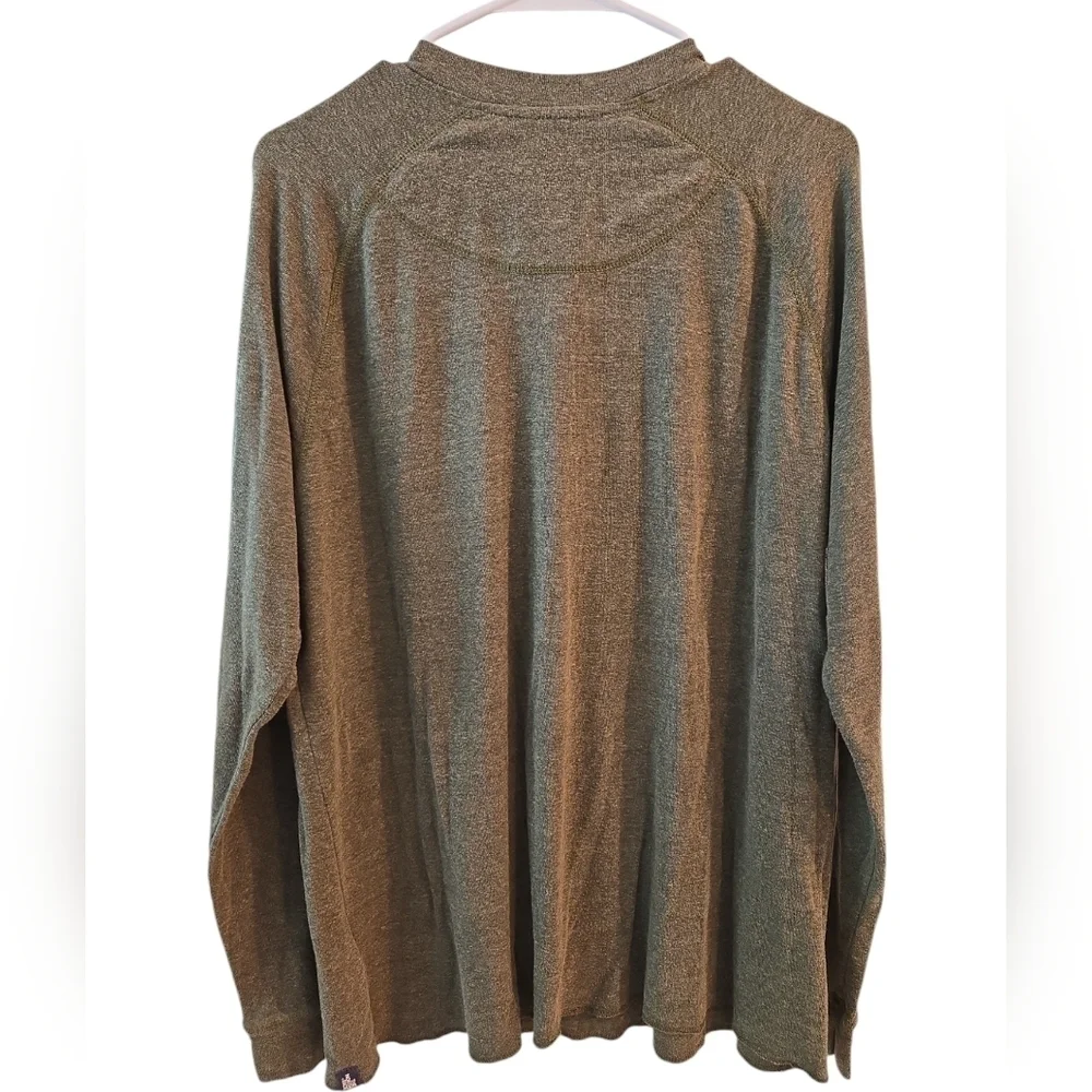 THE NORH FACE LONG SLEEVE HENLEY SHIRT. SIZE. X- LARGE.